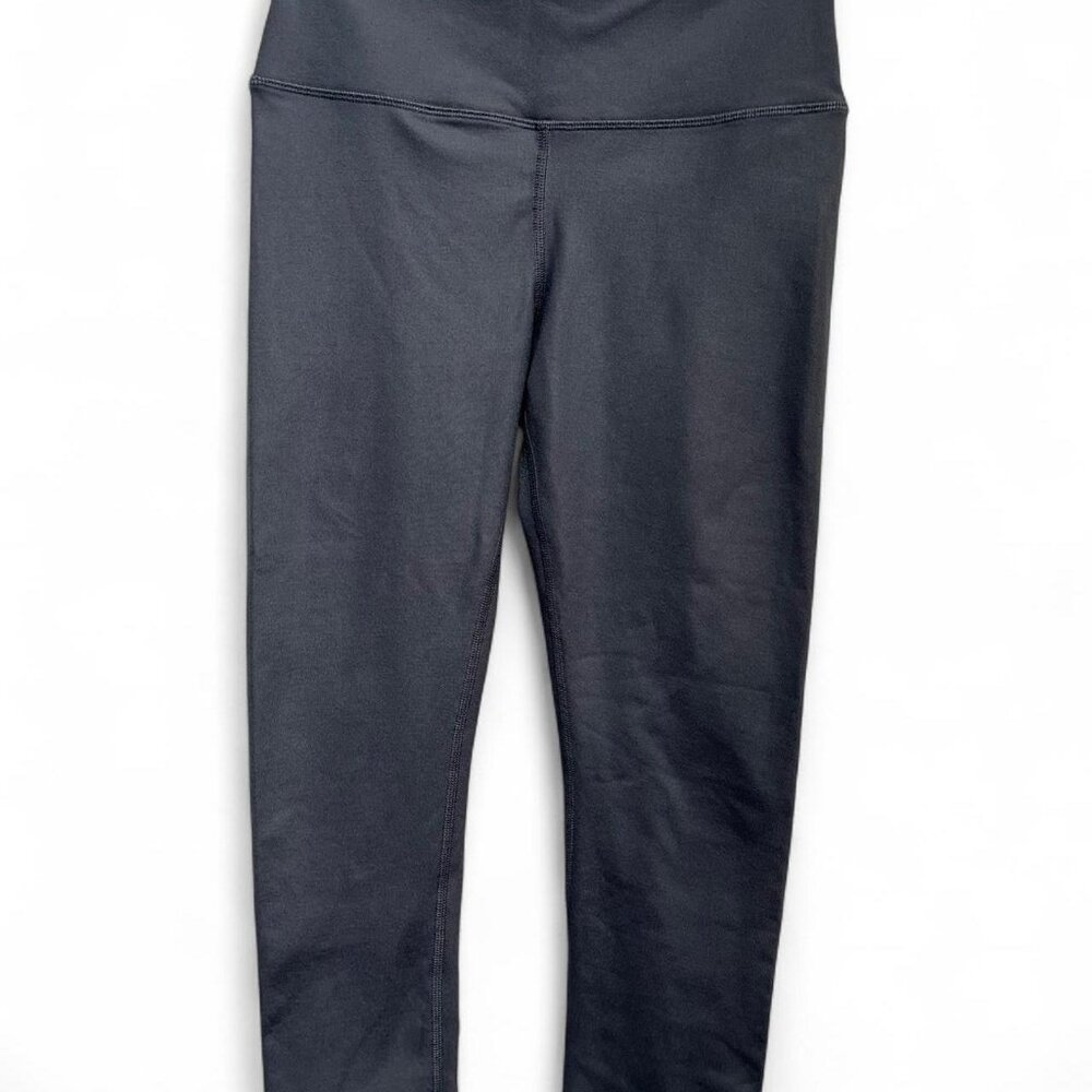 Grey Alo Yoga high-waisted capri leggings!